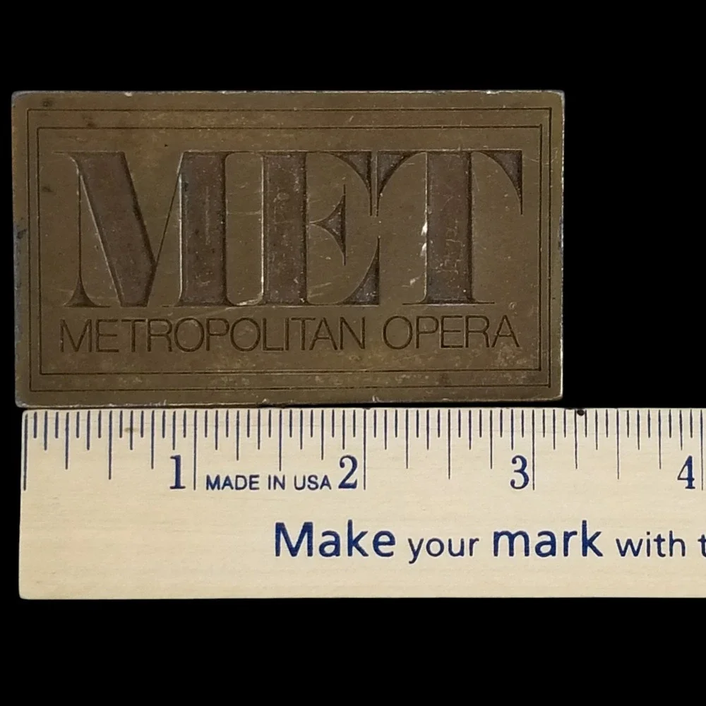 Metropolitan Opera‎ MET Belt Buckle Brass Plated Vintage Accessory USA Made
